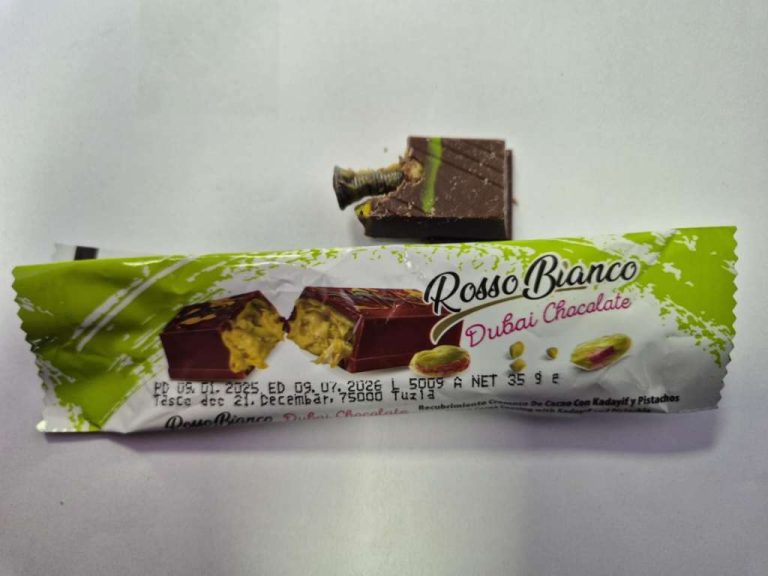 Šaraf u čokoladi: Povlači se čokoladica “Rosso Bianco Dubai Chocolate”