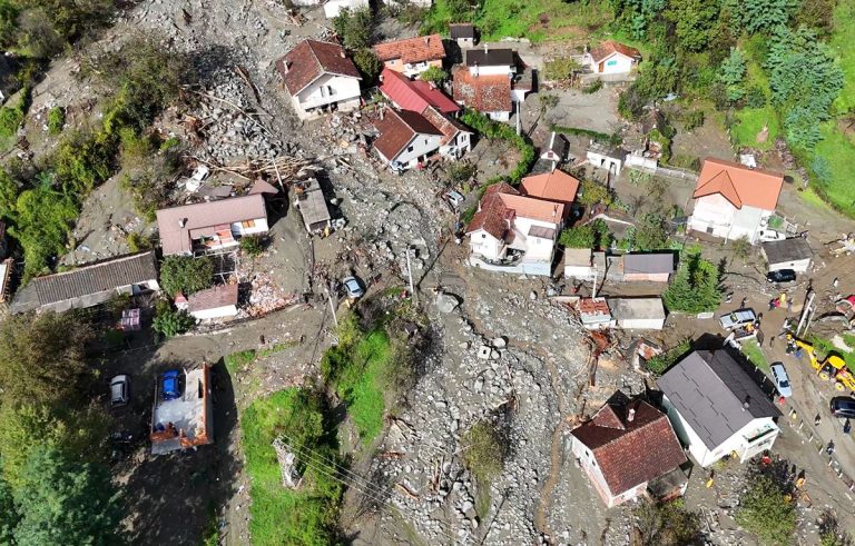 Jablanica: Evakuisano 18 osoba sa područja sela Zlate