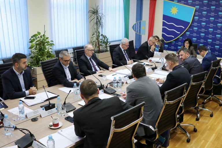 Vlada HNK: Ostajemo ustrajni u borbi za Bosnu i Hercegovinu kao nezavisnu zemlju tri konstitutivna i potpuno jednakopravna naroda
