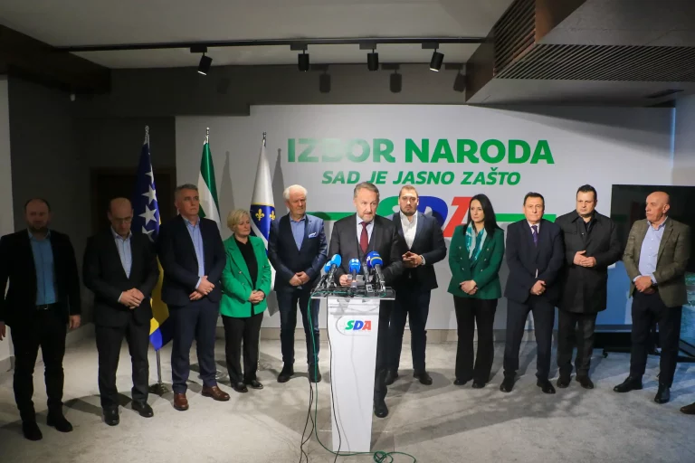 Južna interkonekcija: SDA BiH reagovala na Nikšićevo izvinjenje Čoviću