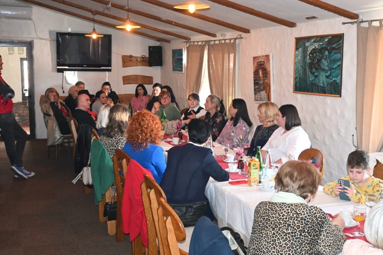 Grude: Održana panel diskusija „Vidljivost žena u lokalnoj zajednici“