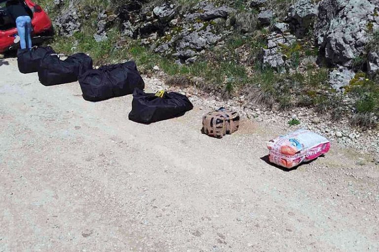 Velika policijska akcija u Trebinju: Uhapšene četiri osobe