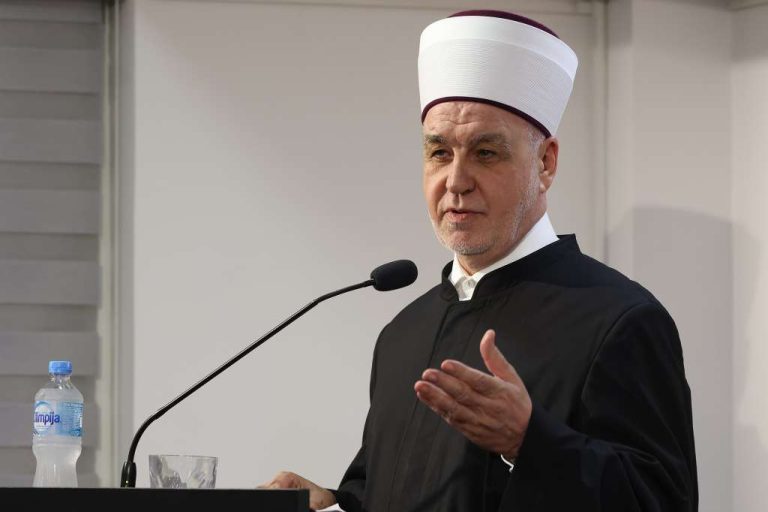 Reis Kavazović u Mostaru: “Vakufe ćemo braniti svim legitimnim sredstvima”