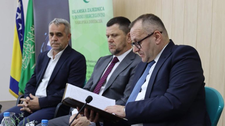 “Dani vakufa”: Promocija knjige o pravnom nasilju nad vakufima u Mostaru autora Hasana Eminovića