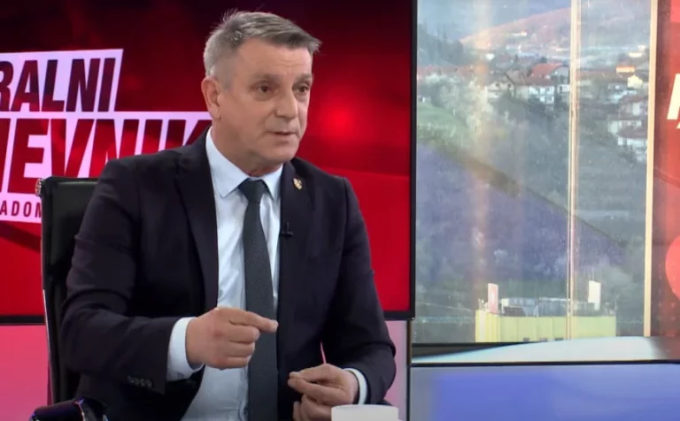 Previšić: “Čović prodaje narodu maglu, sve kontrolira Stanko Čolak iz Beograda”