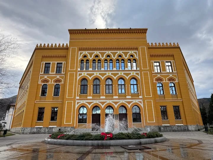Gimnazija Mostar: Zaštitimo našu djecu!