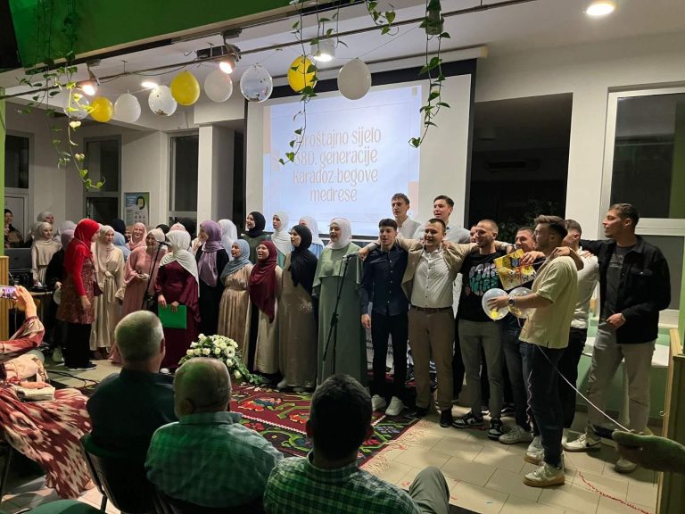 Karađoz-begova medresa Mostar: “Oproštajno sijelo” za 380. generaciju maturanata i maturantica