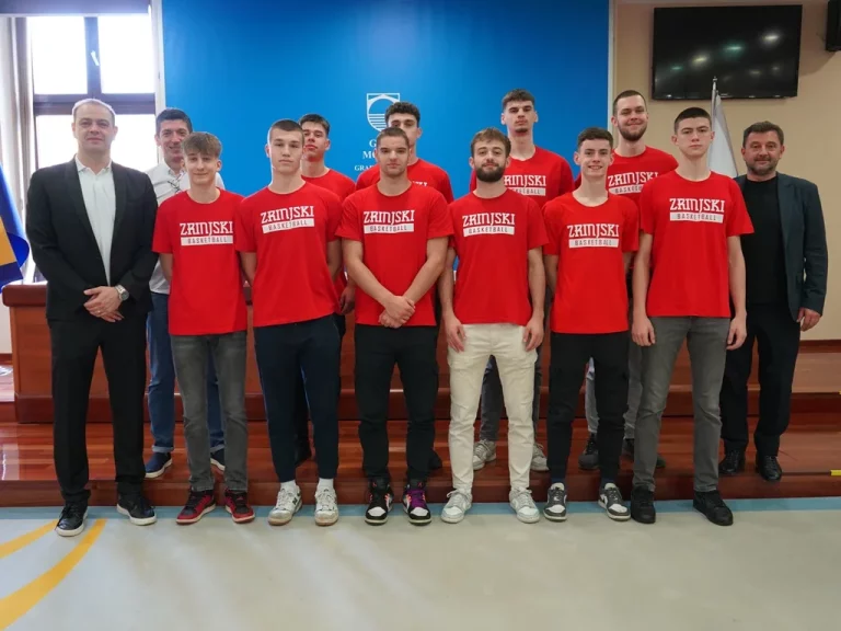 Mostar: Gradonačelnik Kordić upriličio prijem za HKK Zrinjski 1992.