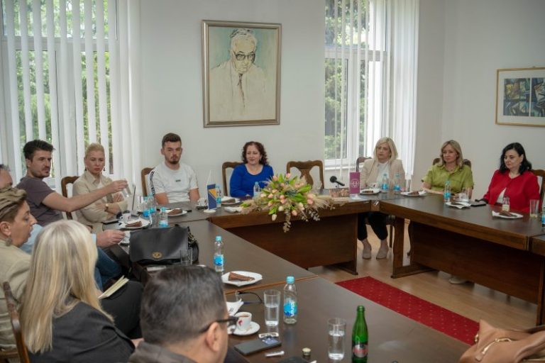 Univerzitet “Džemal Bijedić”: Prijem za novinare kod rektorice Huseinbegović