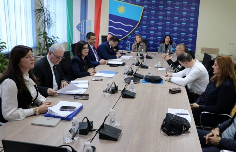 Propali pregovori Vlade i Sindikata zdravstvenih radnika HNK