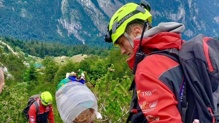 NP Sutjeska: Pripadnici GSS-a spasili povrijeđenu Slovenku