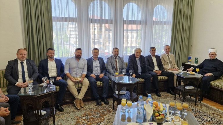 Čolaković: “Budimo uz svoj narod, čuvajmo svoj toprak, i gradimo budućnost na temeljima pravde, poštovanja i zajedništva”