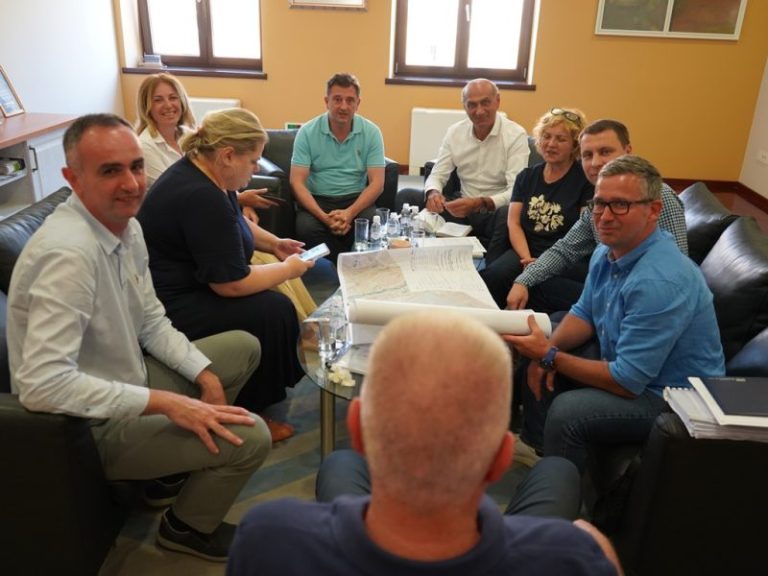 Grad Mostar: Kordić i Rahimić s direktorom Cesta Federacije