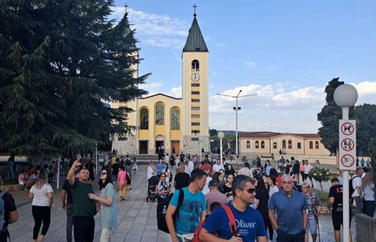 Danas 44 godine od čuda u Međugorju: Hiljade hodočasnika stižu na proslavu ukazanja