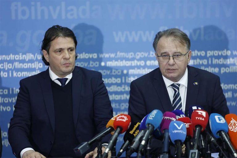 Oparili se Velež i Zrinjski: Vlada Federacije dodijelila mostarskim klubovima po milion i po KM