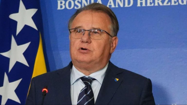 Nikšić uručuje ugovore za 32 korisnika: 9,9 miliona KM za jačanje oblasti sporta i kulture u Federaciji BiH