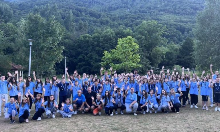 Konjic: Gradonačelnik Ćatić u posjeti izviđačima na Boračkom jezeru