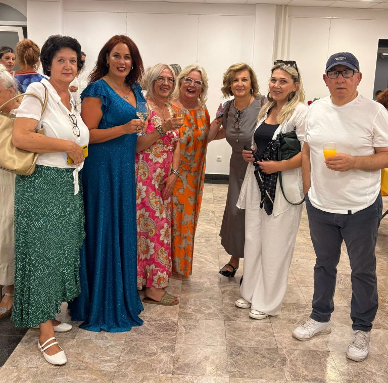 Centar za kulturu: Otvorena kolektivna izložba pod nazivom “Mostar u srcu”