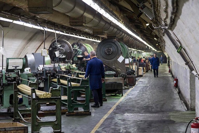 Privredni gigant u teškoćama: Nova uprava pokreće strukturne reforme