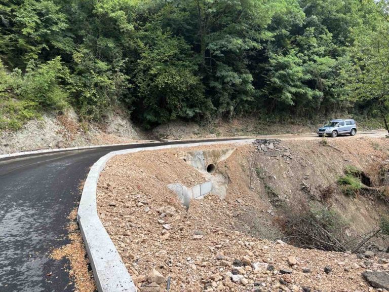 Jablanica: Završena sanacija puteva u prekojezerskim selima pogođenim poplavama