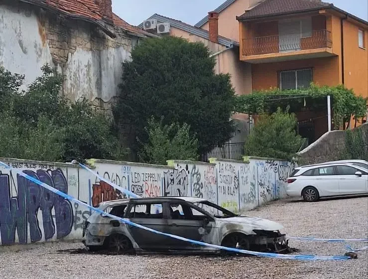 Mostar: Izgorio automobil na Bunuru