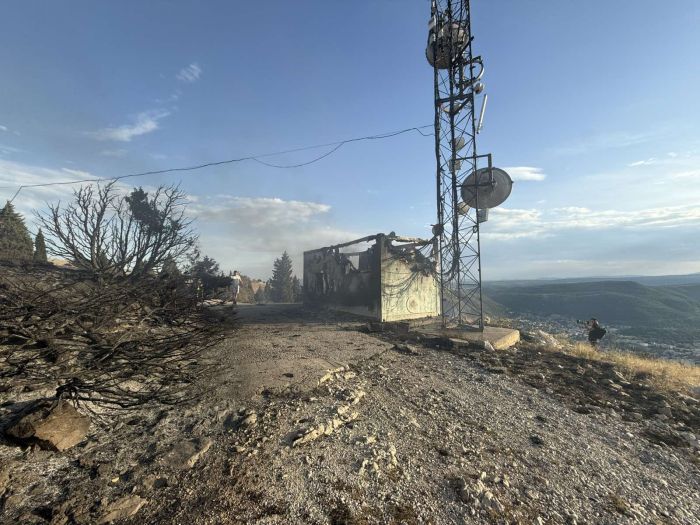 Mostar: Požar na Fortici i dalje aktivan, izgorio kontejner sa vrijednom opremom