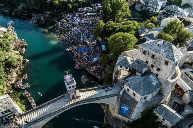 Red Bull Cliff Diving Svjetska serija stiže u Mostar: Iffland spremna za osvajanje devete titule