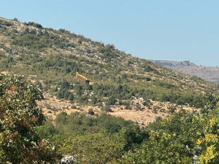 Uzurpacija državne imovine u Blagaju: Bageri rade i vikendom, kada inspekcije odmaraju