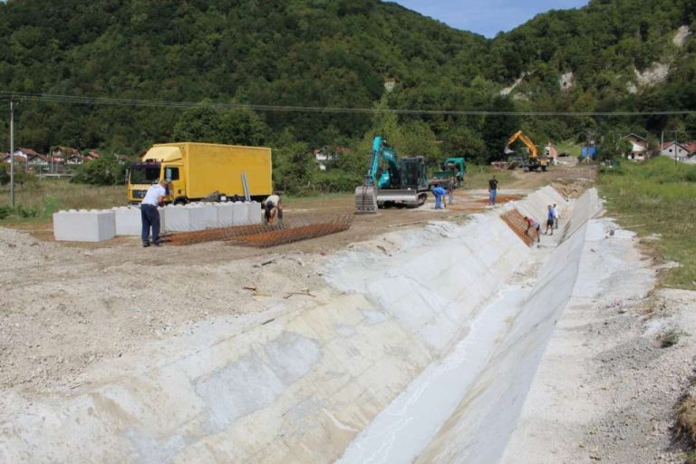 Jablanica: Izvode se radovi na regulaciji vodotoka u Zlatama