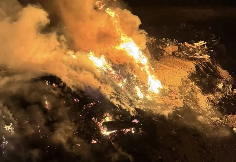 Mostar: Gorio otpad na Uborku, požar ugašen pred zoru