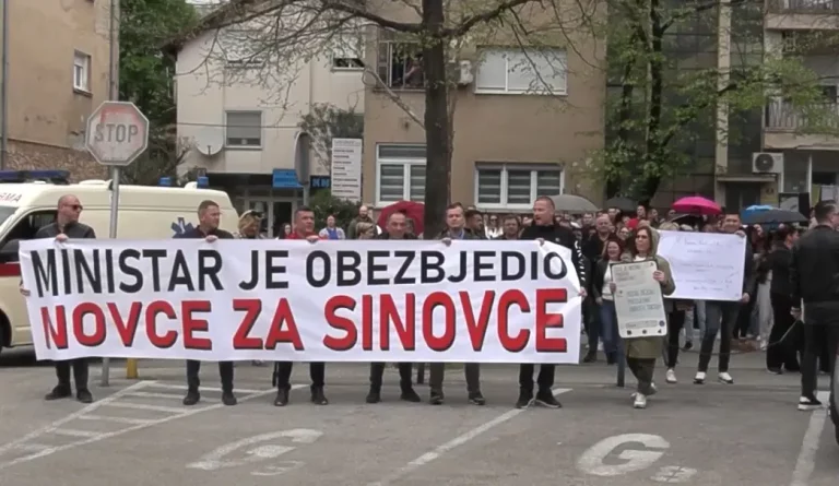 Vuković: “Ide štrajk zdravstvenih radnika, ljekari neka rade sve što mogu sami”