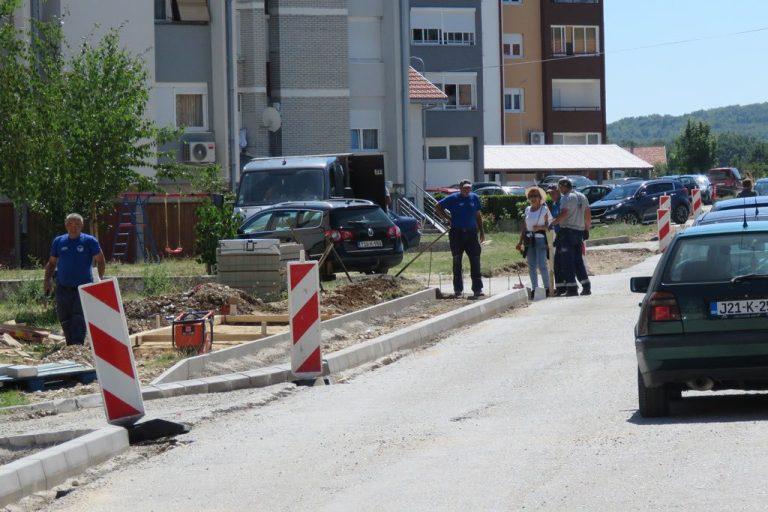 Nevesinje: Opština ulaže 98.000 KM u uređenje puteva i pješačkih staza