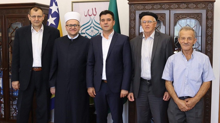 Muftija Dedović upriličio svečani prijem za penzionisane imame MIZ Konjic