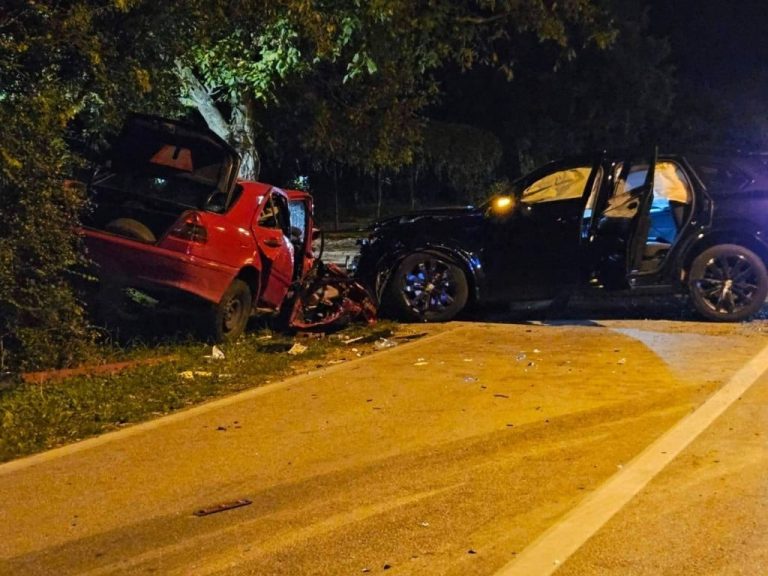 Polog: Teška saobraćajna nesreća, jedna osoba životno ugrožena