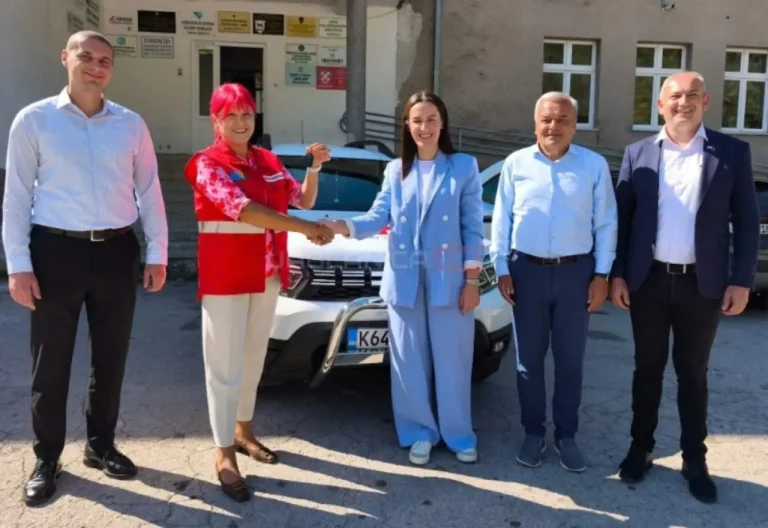 Crveni križ Jablanice dobio donaciju: Prvo vozilo u posljednjih 30 godina