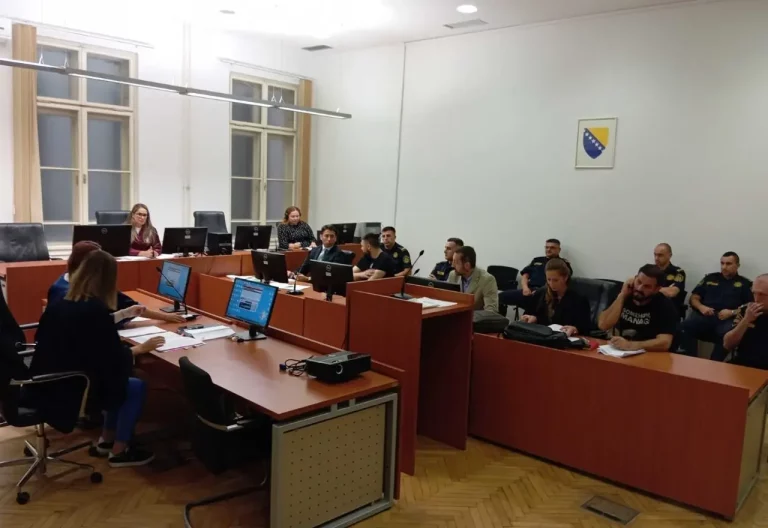 Raspisana potjernica za članom grupe ”Panter”: Traži se Mostarac Haris Berhamović