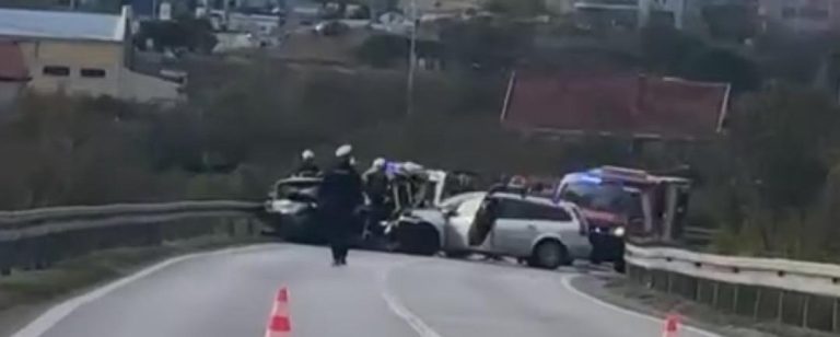 Mostar: Dvije osobe poginule u teškoj prometnoj nesreći
