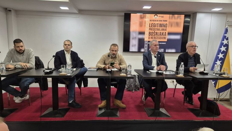 “Mostarski krug”: Održana tribina “Legitimno predstavljanje Bošnjaka u Hercegovini”