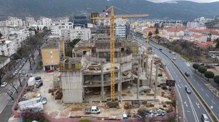 Mostarski HDZ o izgradnji Kazališta: Ključne odluke donesene su u Gradskom vijeću, projekat je podržan od vlada Hrvatske i Federacije BiH