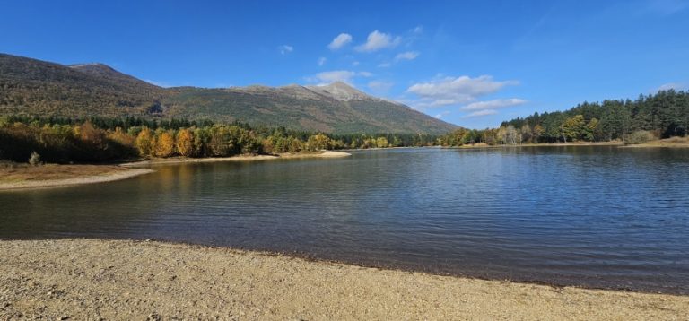 Nevesinje: Mostarska kompanija “Laks” uspješno poribila jezero Alagovac