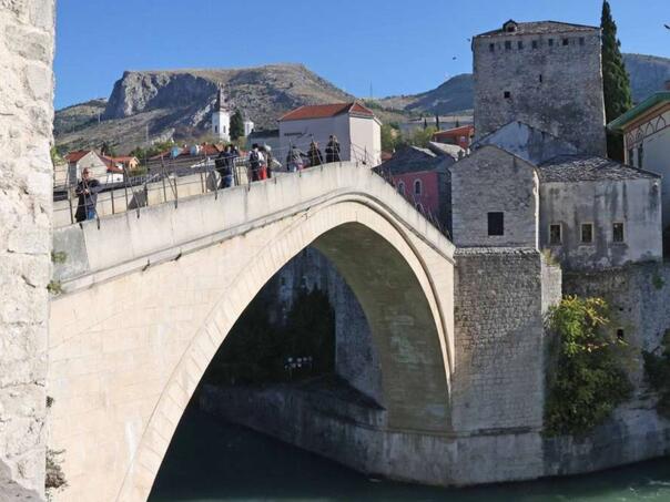 osporavanje-vakufske-imovine-u-mostaru-pokusaj-historijskog-revizionizma-mostar_690335f74ad13