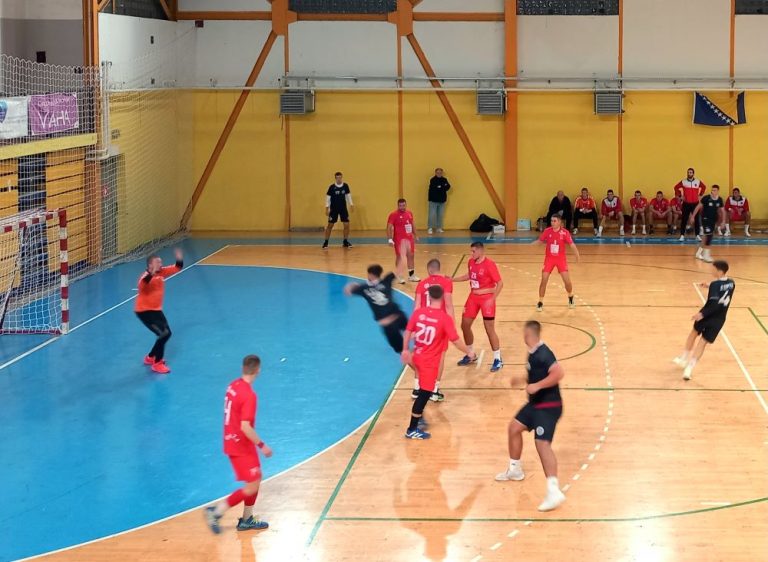 Rvacka pala u Sjevernom logoru: VELEŽ – RVACKA  29:24 (16:11)