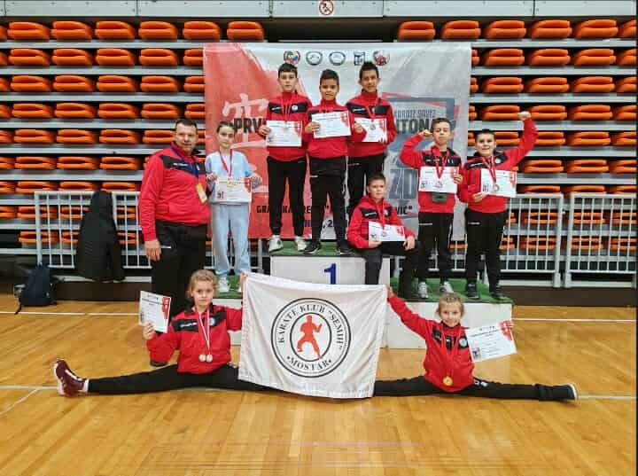 Karate klub “Semih” uspješan na prvenstvu u Zenici