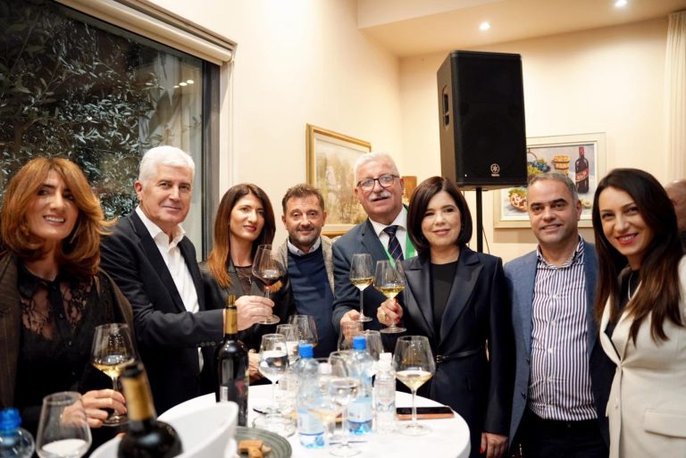 Čović i Katićke na „Andrinju“: Kušalo se mlado vino u društvu Kordića i Boškovića