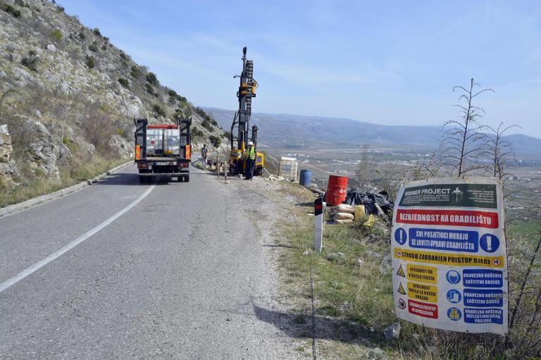 Kobilovača: Radnik mostarske firme teško ozlijeđen na gradilištu tunela