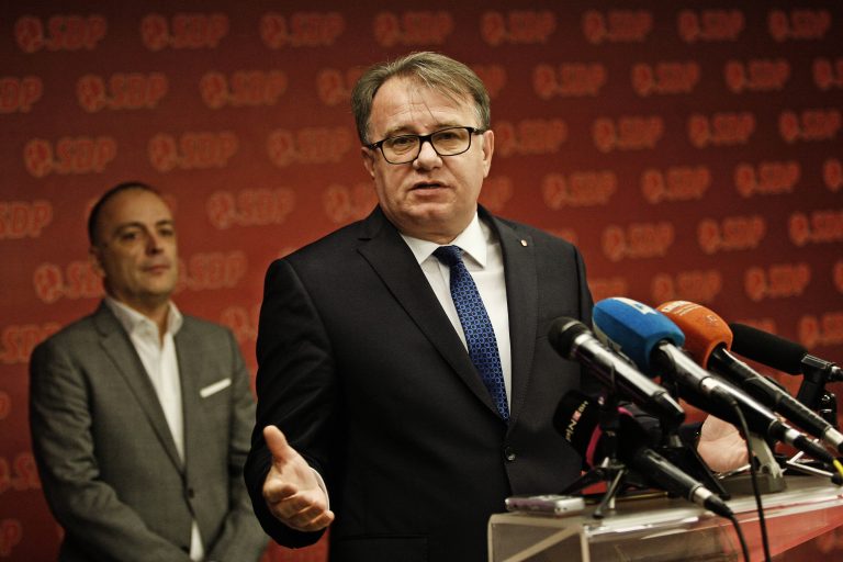 Hoće ga kamera: Nikšić vozio 162 km/h gdje je dozvoljeno 100 – “Imao sam privatan razlog za takvu vožnju”