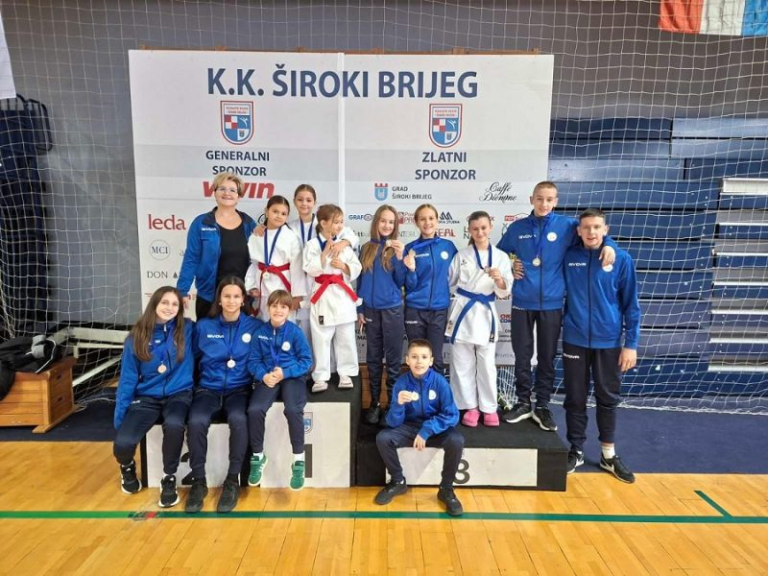 Karate klub “Blagaj”: Posvećenost sportu i zalaganju donosi rezultate