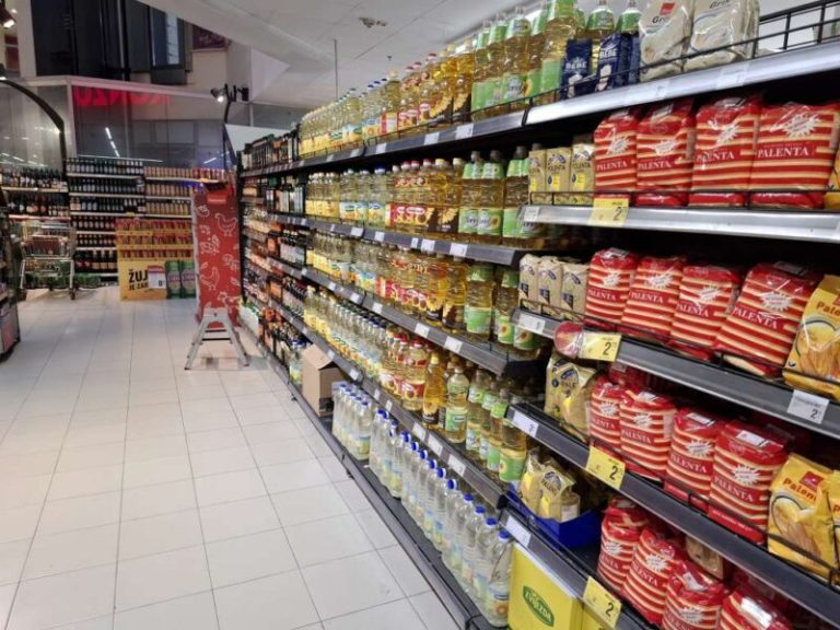 Šokantni podaci: Prosječna plata ne pokriva ni pola minimalnih troškova života