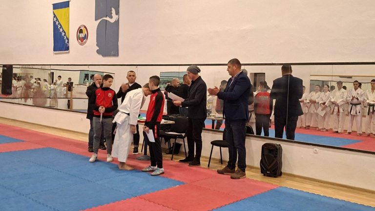 Karate klub Mostar: Dodjela priznanja i polaganje za KYU zvanja
