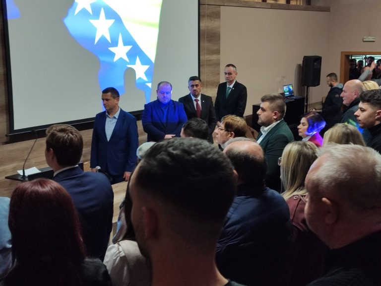 SDA poslala poruku iz Kosače: Mostar treba biti grad ravnopravnih građana i ravnomjernog razvoja